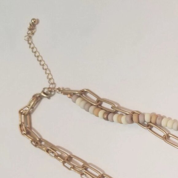 Double layer necklace with ivory beads and paper clip chain - Picture 3 of 3